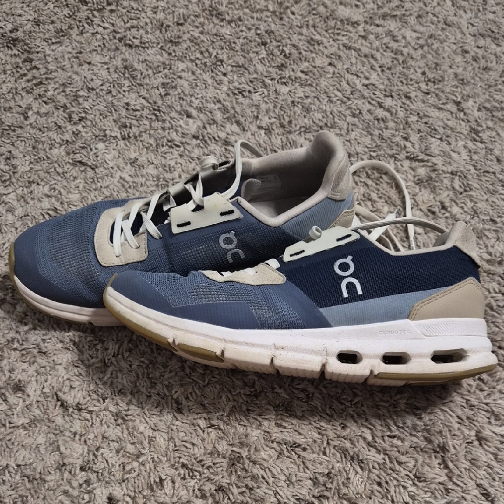 On Cloud Women's Navy Shoes